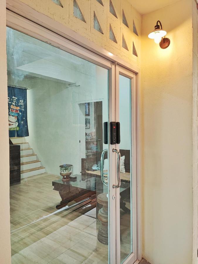 Miumiu In Da House. Bed and Breakfast Chiang Mai Exteriör bild